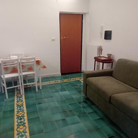 Let It B&B Apartment 萨莱诺 外观 照片