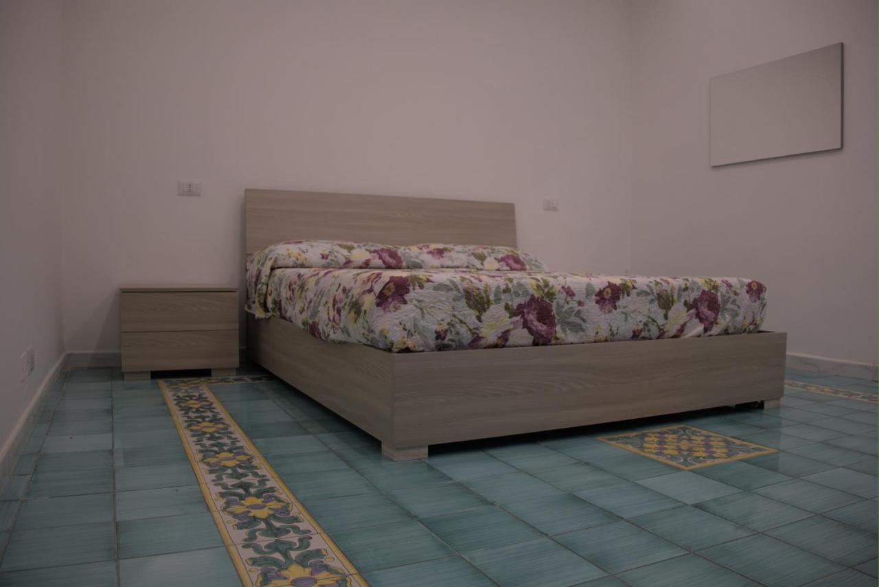 Let It B&B Apartment 萨莱诺 外观 照片